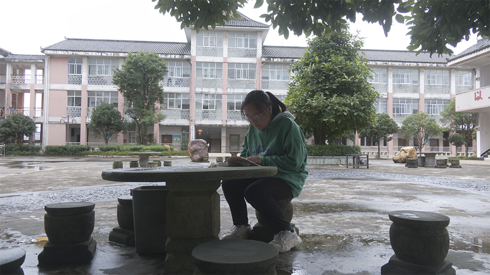 毛丽梅 (1).png
